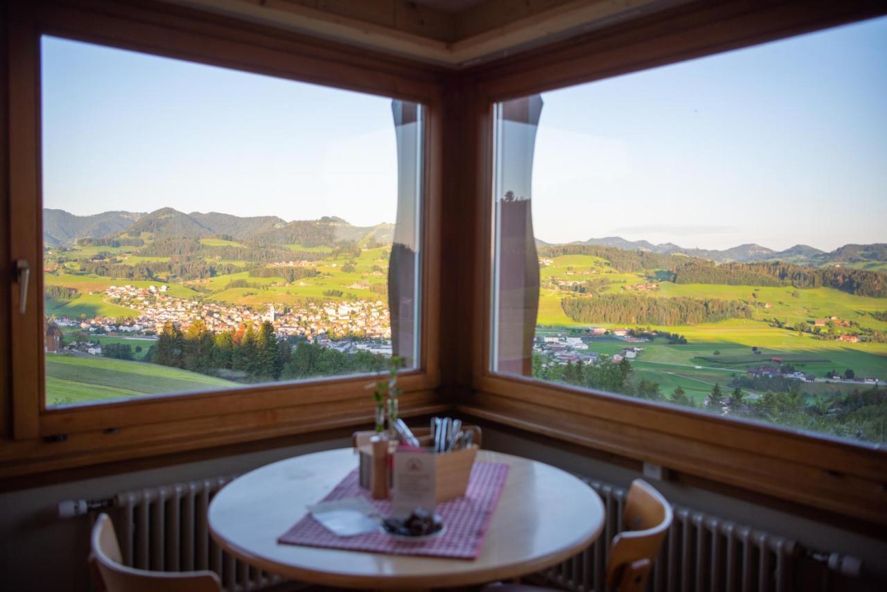 Restaurant Und Kaeserei Berghof Ganterschwil Экстерьер фото